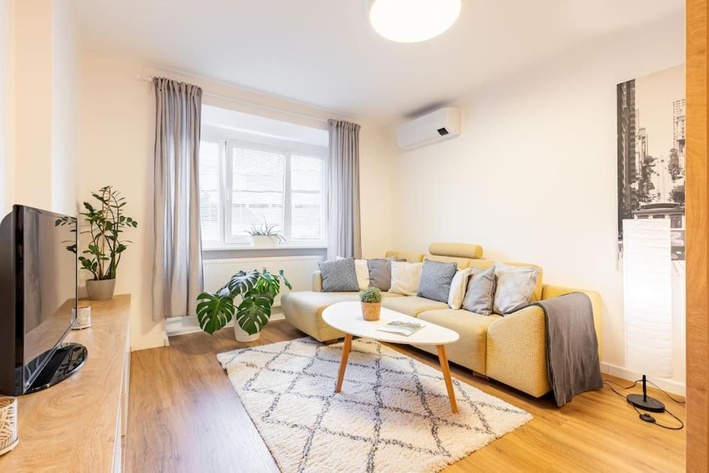 Bnb Slovakia Nivy Bliss Retreat 브라티슬라바 외부 사진